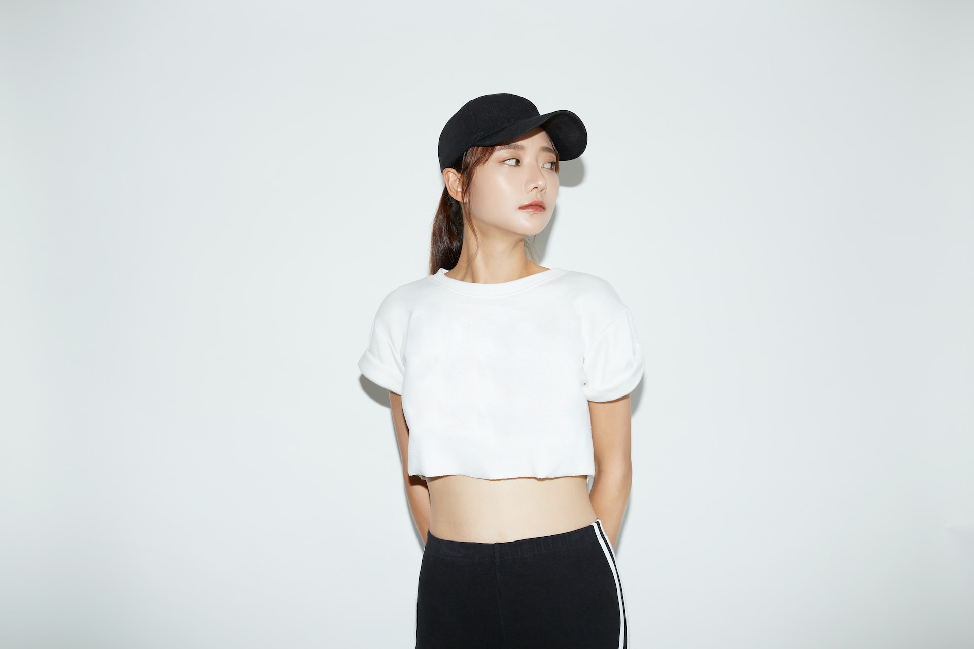 Crop Top Chronicles: Stay Fashion-Forward With the Latest Trends