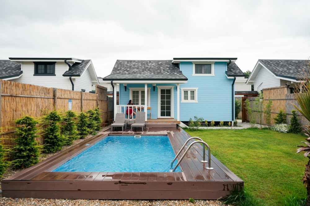 Designing Your Ultimate Backyard Oasis